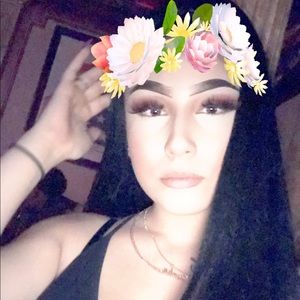 Meet your Posher, Maya